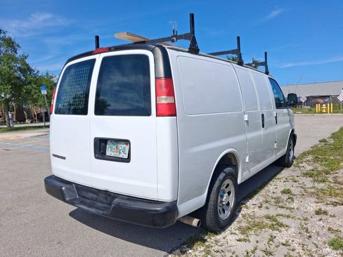 Used 2014 Chevrolet Express 1500 RWD image 6