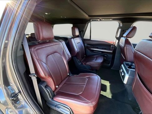 Certified 2024 Ford Expedition Limited image 25