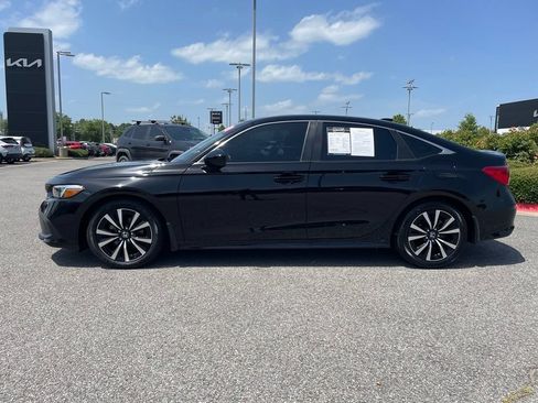 Used 2023 Honda Civic EX image 4