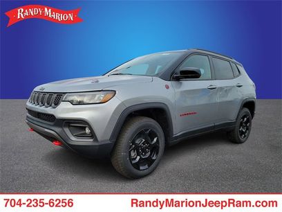 New 2024 Jeep Compass Trailhawk w/ Trailhawk Convenience Group