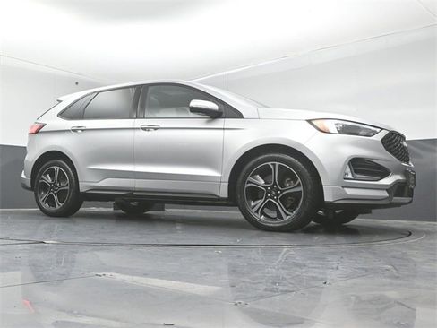 Certified 2019 Ford Edge ST w/ Convenience Package image 36