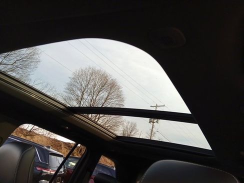 New 2025 Jeep Grand Cherokee Limited image 17