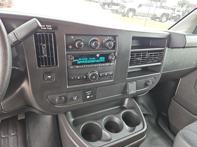 Used 2025 Chevrolet Express 2500 w/ Driver Convenience Package RWD image 11