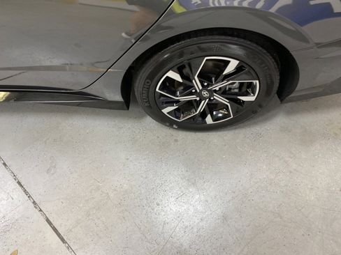 Used 2025 Hyundai Sonata SEL FWD image 12