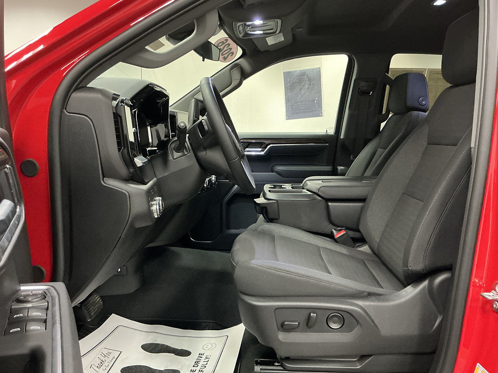 Certified 2026 GMC Sierra 1500 Elevation AWD/4WD image 8