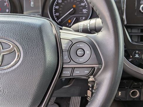 Used 2024 Toyota Camry SE image 21