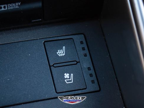 Used 2019 Lexus IS 350 F Sport image 34