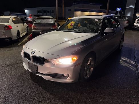 Used 2013 BMW 328i 328i 4dr Sedan image 1
