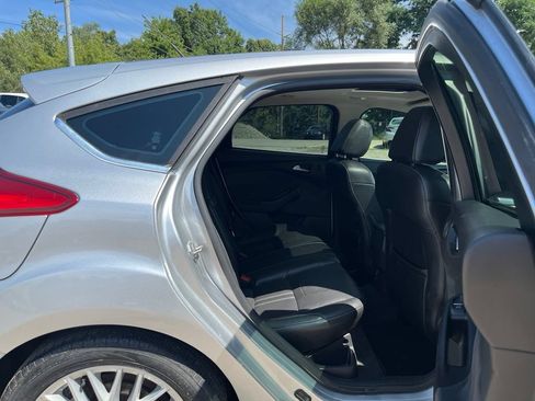 Used 2013 Ford Focus Titanium FWD image 34