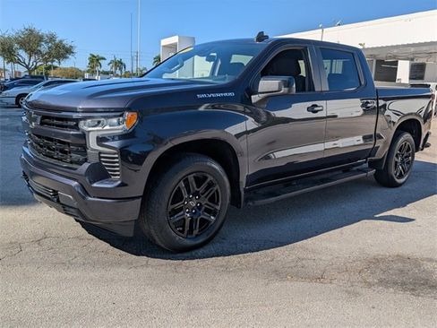 Used 2024 Chevrolet Silverado 1500 RST image 3