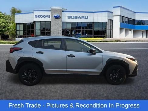 Used 2024 Subaru Crosstrek 2.0i AWD/4WD image 6