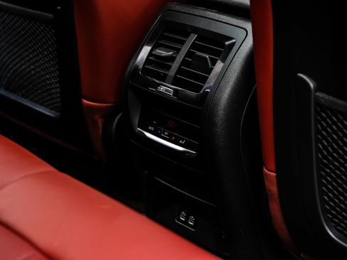 Used 2024 BMW X4 M40i w/ Premium Package image 40