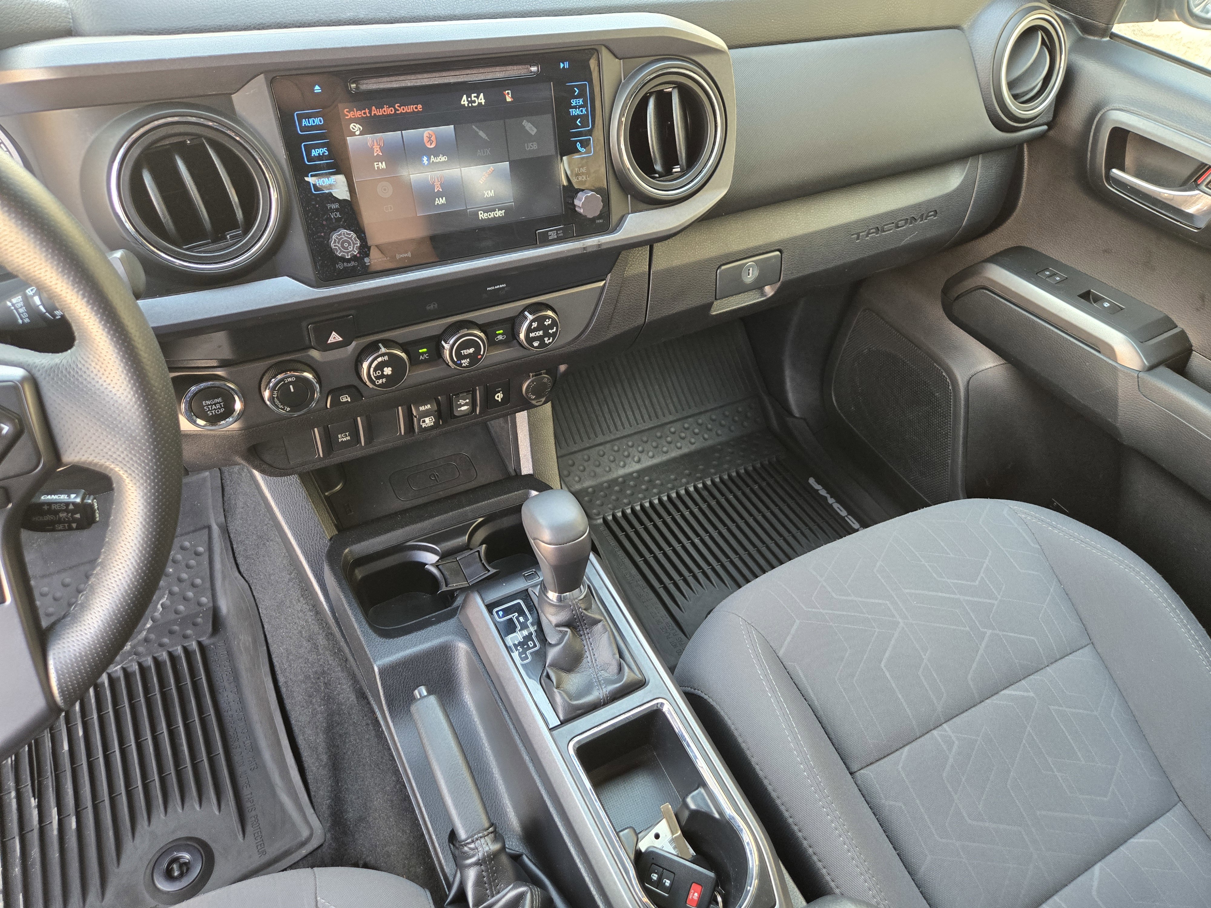 Used 2019 Toyota Tacoma TRD Off-Road AWD/4WD image 13