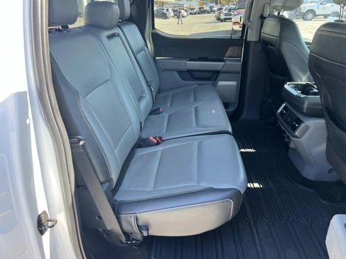 Used 2022 Ford F150 Lariat w/ Equipment Group 502A High image 16