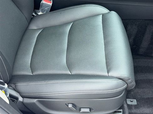 Used 2024 Genesis GV70 2.5T w/ Select Package image 46