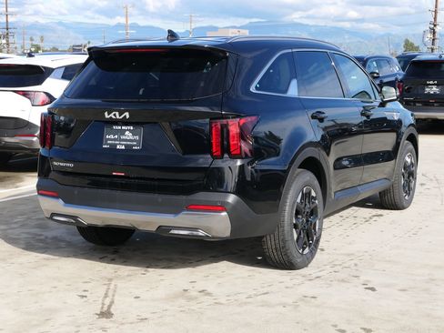 New 2026 Kia Sorento S FWD image 2