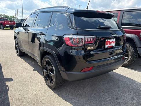 Used 2021 Jeep Compass Latitude AWD/4WD image 6