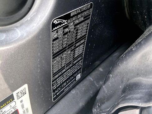 Used 2026 Jaguar F-PACE R-Dynamic S image 32