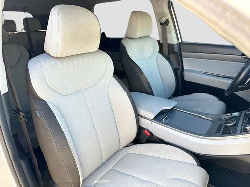 Used 2021 Hyundai Palisade SEL w/ Convenience Package image 16