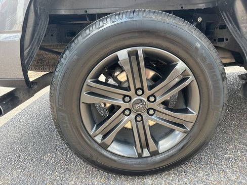 Used 2022 Ford F150 XLT w/ Equipment Group 302A High AWD/4WD image 9