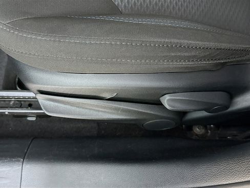 Used 2023 Jeep Compass Sport image 22