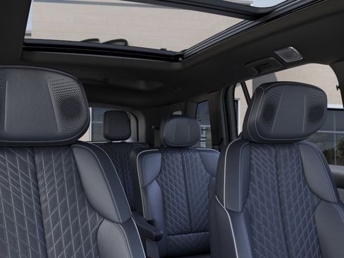 New 2026 Cadillac Vistiq Premium Luxury w/ LPO, Floor Liner Package AWD/4WD image 24