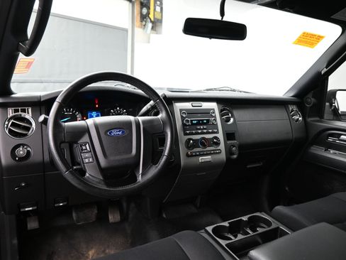 Used 2017 Ford Expedition XL image 15