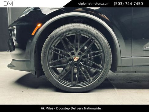 Used 2024 Porsche Macan 4 Electric w/ Premium Package AWD/4WD image 42