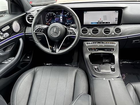Used 2023 Mercedes-Benz E 350 Sedan image 21