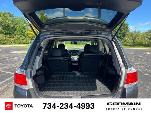 Used 2013 Toyota Highlander SE AWD/4WD image 10