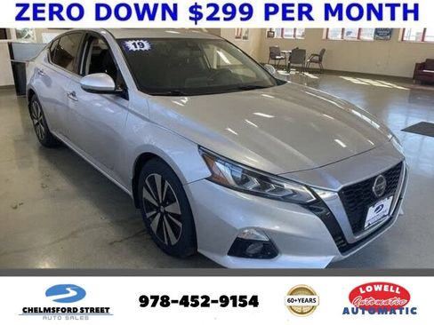 Used 2019 Nissan Altima 2.5 SV FWD image 1