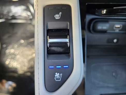 Used 2022 Kia Telluride EX FWD image 36