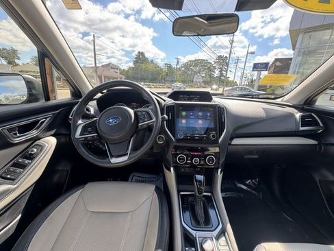 Used 2024 Subaru Forester Limited image 15