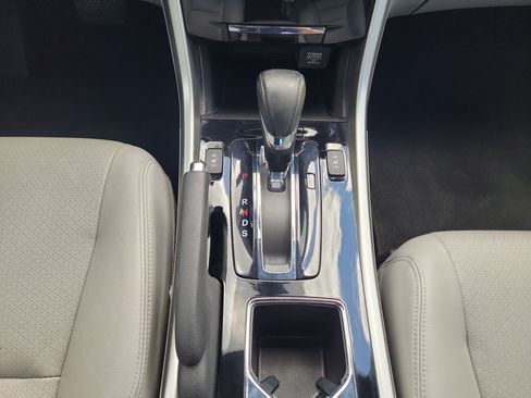 Used 2016 Honda Accord EX-L image 16