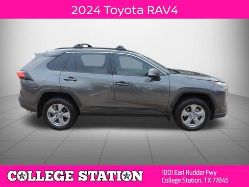 Used 2024 Toyota RAV4 XLE FWD image 2