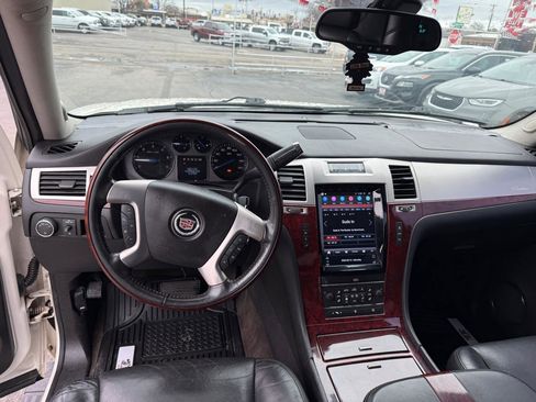 Used 2008 Cadillac Escalade 2WD image 12