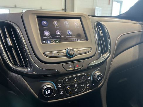 Used 2024 Chevrolet Equinox RS AWD/4WD image 38