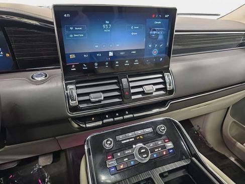 Used 2023 Lincoln Navigator Black Label image 20