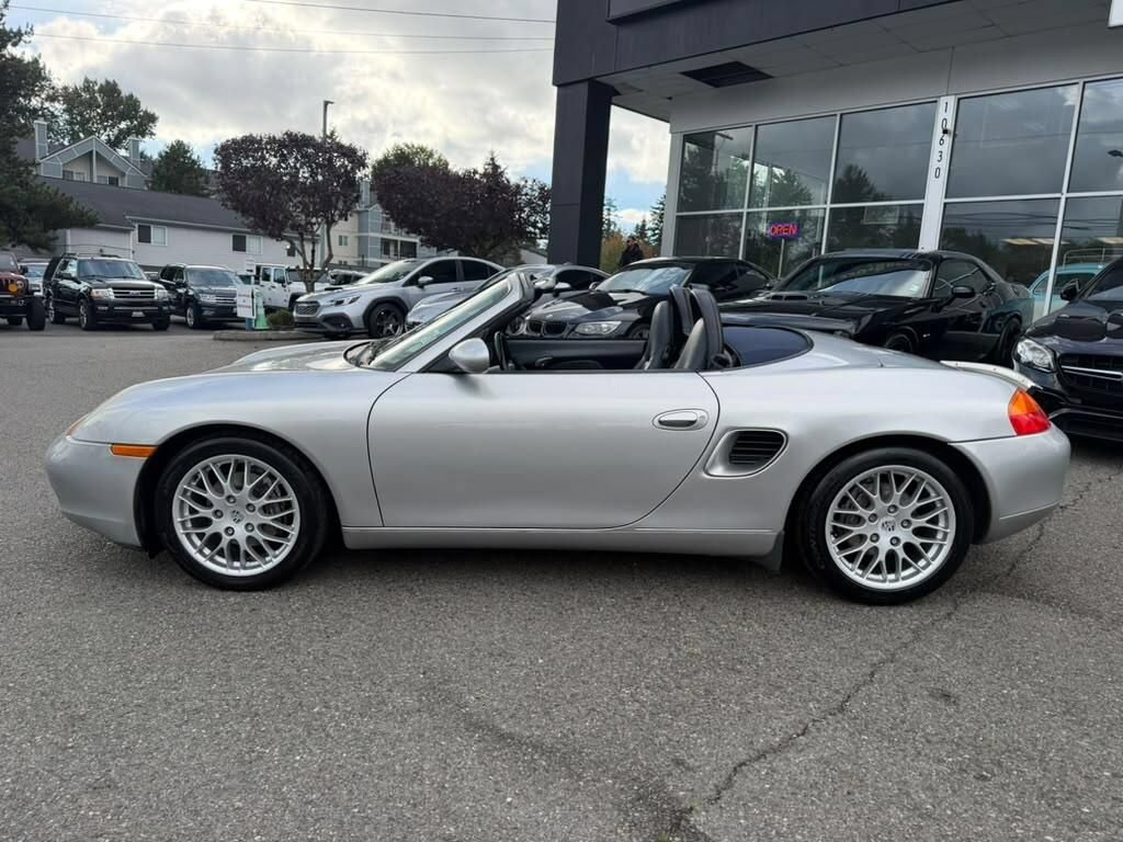 Used 2002 Porsche Boxster RWD image 2