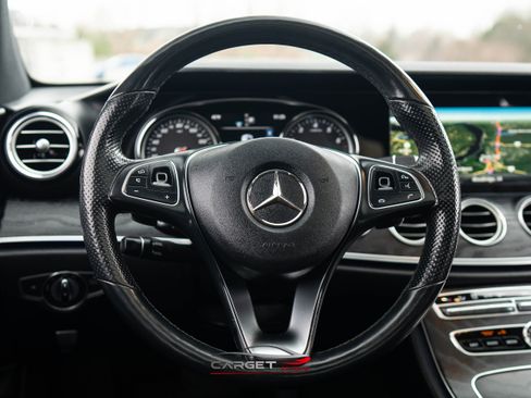 Used 2018 Mercedes-Benz E 300 4MATIC w/ Premium 1 Package image 23