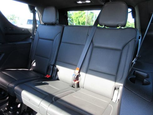 Certified 2022 GMC Yukon Denali AWD/4WD image 22