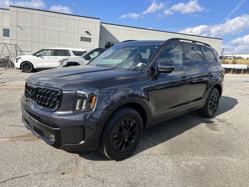 Certified 2025 Kia Telluride SX Prestige X-Pro image 3