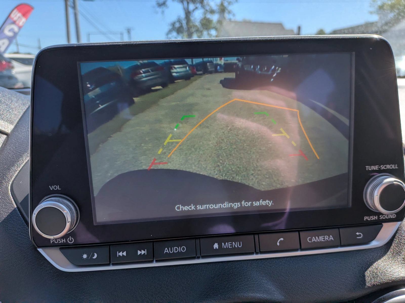 Used 2025 Nissan Sentra SV FWD image 48