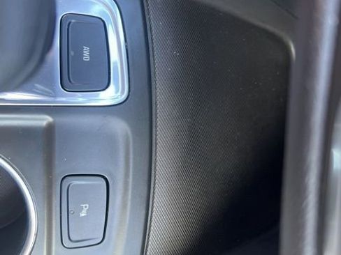 Used 2022 Chevrolet Equinox LT image 23