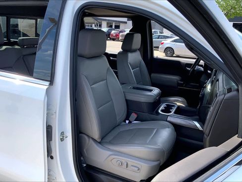 Used 2019 Chevrolet Silverado 1500 LTZ w/ LTZ Premium Package AWD/4WD image 9
