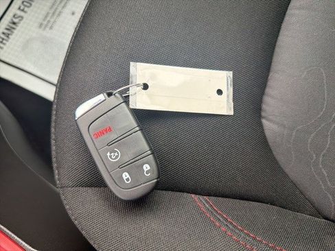 Used 2017 Jeep Renegade Trailhawk w/ Cold Weather Group II image 27