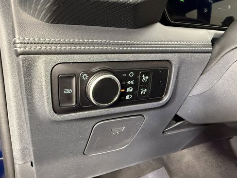 Used 2024 Ford Mustang Premium RWD image 29