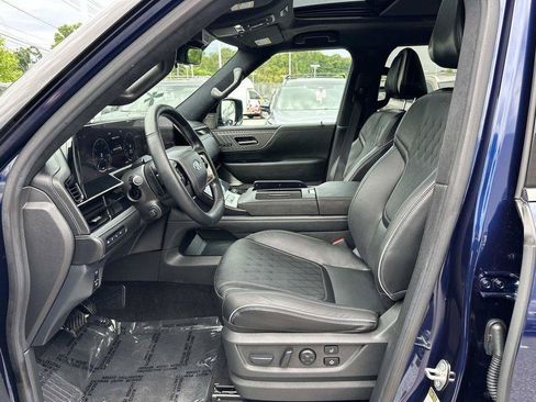 Used 2025 INFINITI QX80 Autograph w/ Autograph Exterior Package AWD/4WD image 28