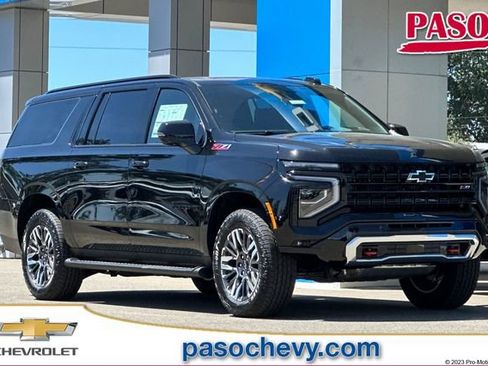 New 2026 Chevrolet Suburban Z71 w/ Z71 Off-Road Package AWD/4WD image 1