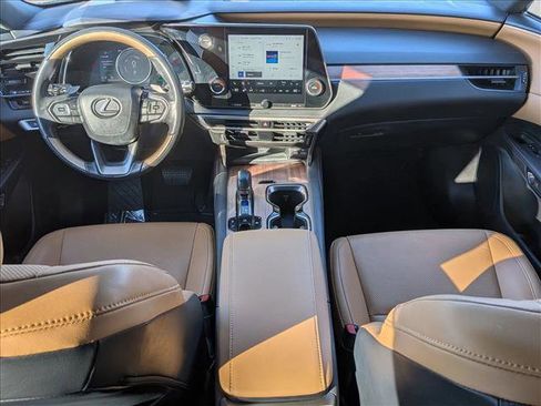 Used 2023 Lexus RX 350h image 17